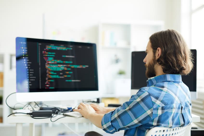 The Advantages of Working with a Certified Crestron Programmer